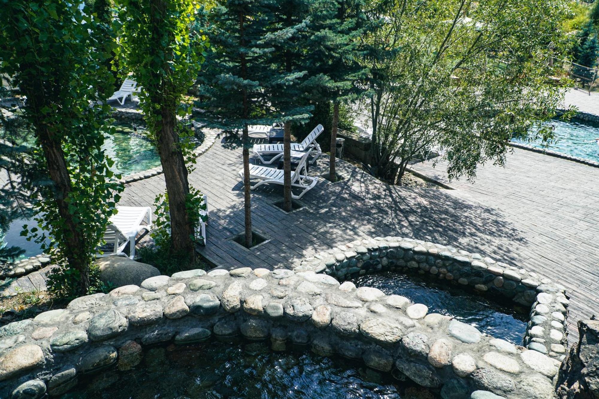 Mountain View Hot Spring Resort Kara-Bulak 外观 照片